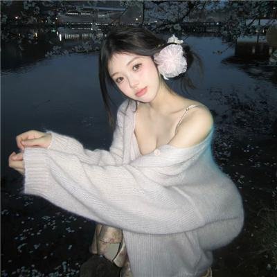 夏日天空的那匹红马